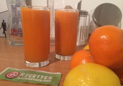 Jus de fruits detoxifiant - Adeline A.