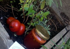 Confiture tomates et basilic cannelle - Gwladys M.