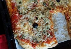 Pizza tomates fraîches et pistou  - Emilie B.