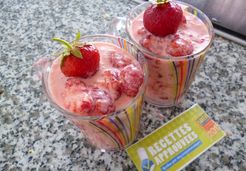 Verrine de fraises à la crème - Joy O.