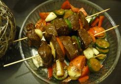 Brochettes de bœuf mariné et légumes cuits au four - Alexandra A.