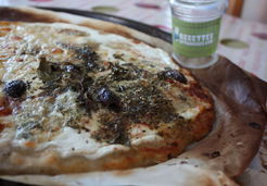 Pizza gorgonzola au fromage blanc - Marina S.