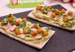 Tartines craquantes de sarrasin au houmous d’avocat - Jardin Bio'