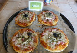 Pizza aux 3 fromages (sauce tomate provençale - jardin bio) - Sandrine H.