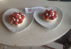 Canapé fraise et chantilly - Veronique C.