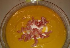 Velouté potimarron, châtaignes et lardons - Julie M.