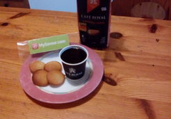 Café gourmand accompagné de friands - Annick L.